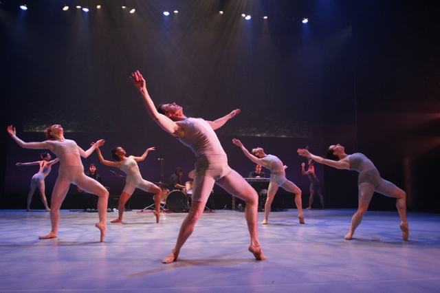 Right To Spring, set design.