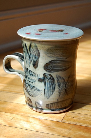 lidded fish scale mug