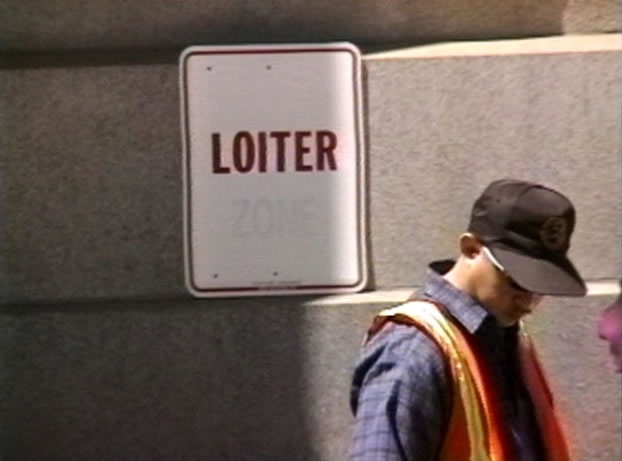 loiter sign
