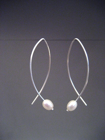 pearl swoops