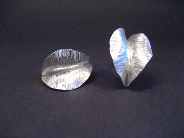 leaf studs