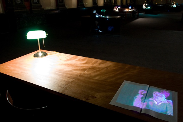 READING GESTURES, 2007