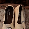 Toms Shoes