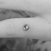 Microdermal-Finger
