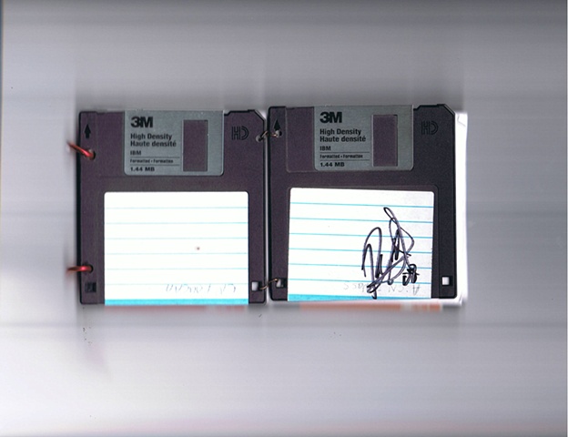 Pedro Hernandez - Libreta Diskette Doble