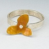 Spinning floral rings