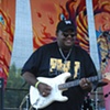 Shaking and Grooving The Crowd