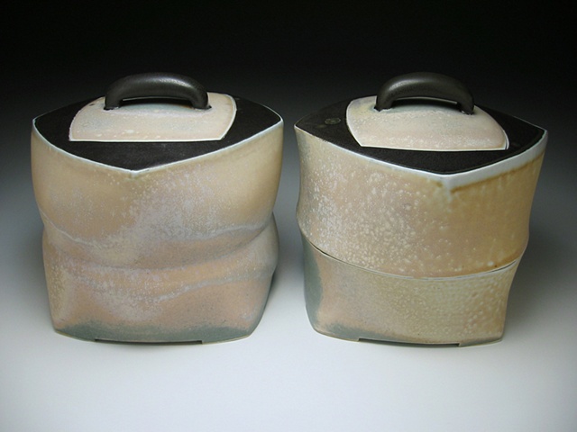 Jar Couple