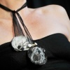 small neckpiece