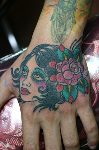 Lady hand