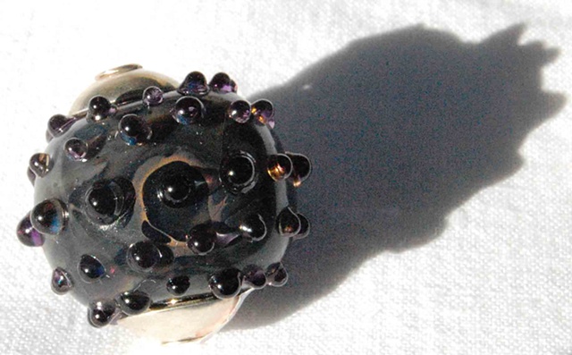 Reduction Iridescent focal bead