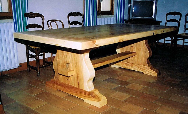 Monks dining table. Ash.