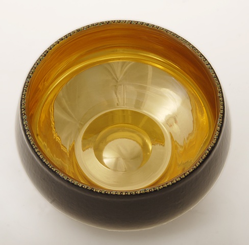 Reverse gilding and painting on glass, blown glass bowl, water gilding with gold leaf , verre �glomis�