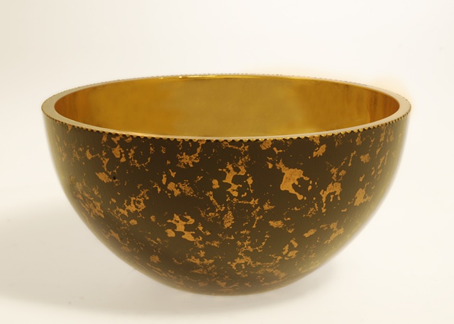 Reverse painting and gilding on glass, 23K Gold Leaf and Black Handpainted Glass Bowl, antique gold painted bowl, verre �glomis�, 