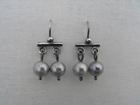 Roman Trembling Earrings