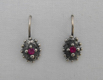 Dotted Oval Earrings