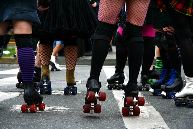 roller derby girls