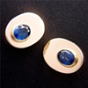 Earrings in sapphire