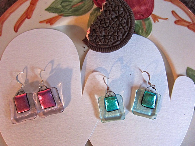 Shopping Bags earrings...
$24 each pair or 2 pair for $36
fused glass and silver ear wires
about 7/8" by 7/8"