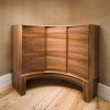 Breaker chest