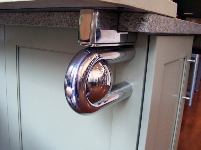 Symphony Showhouse Brackets 5