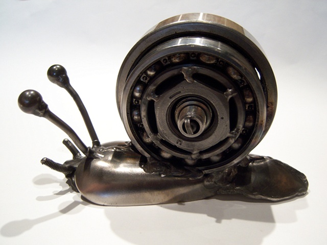 Nut-Nut the industrial snail