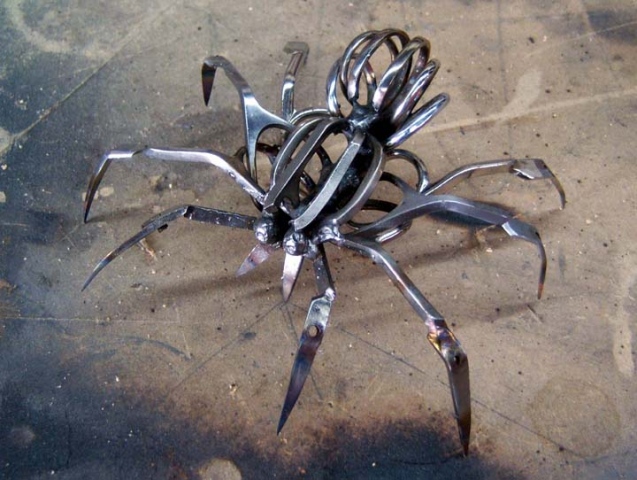 Small Scissor Spider