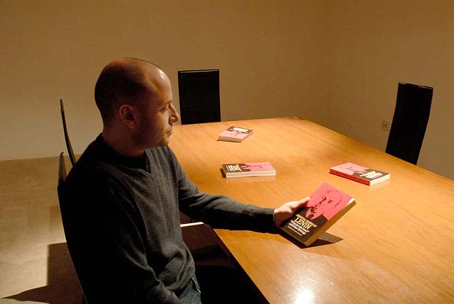 Yevgeniy Fiks: Monitoring Lenin's Sales on Amazon