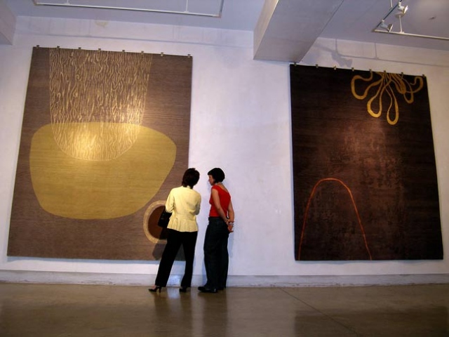 Launch of the LIMN rugs collection 2006
