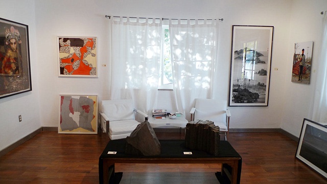 Aqua Art Miami Installation View