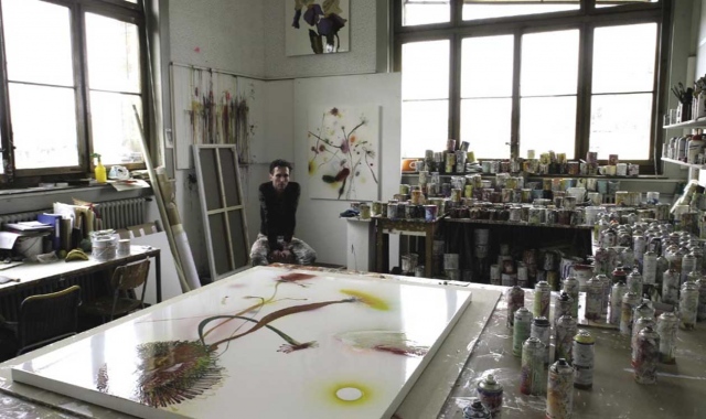 Thierry Feuz , artist in studio