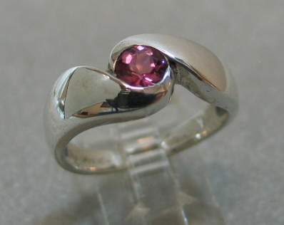 STERLING SWIRL W/ PINK TOURMALINE