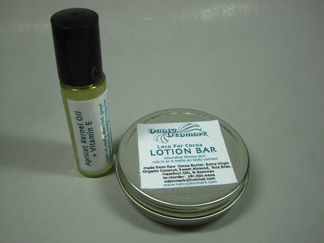 LOCO FOR COCOA LOTION BAR 
MOISTURIZING OIL