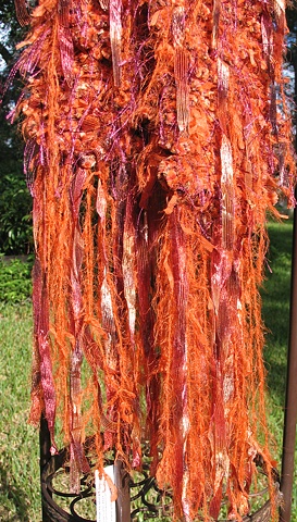 I_RUSTY ORANGE SHAGGY SCARF FRINGE