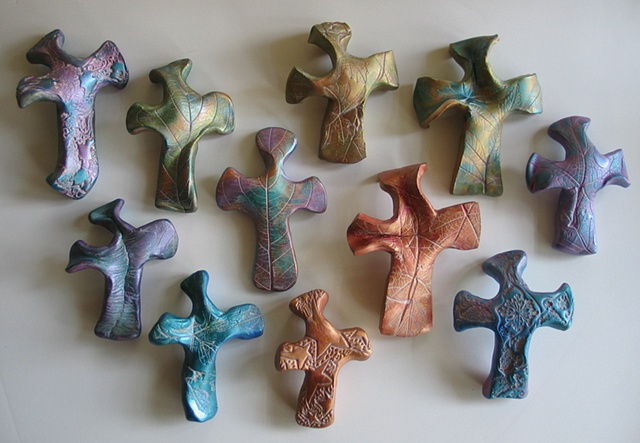 11 NEW HAND CROSSES