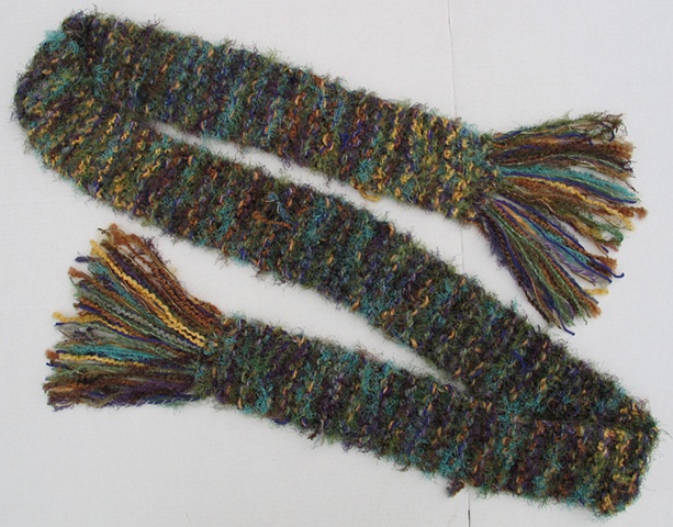 T_MOSSY SCARF FLAT VIEW