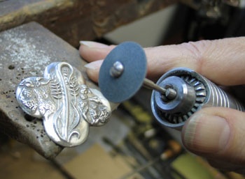 FINE FINISHING OF DETAILS ON FLEX SHAFT