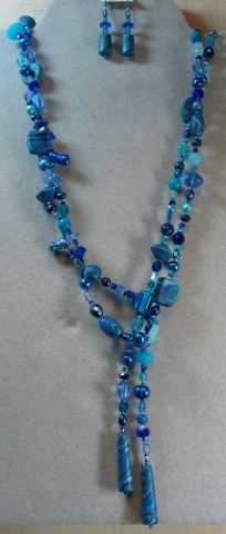 beaded lariat necklace in cool blues