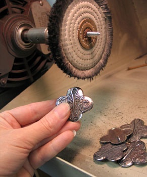 POLISHING ON THE LATHE