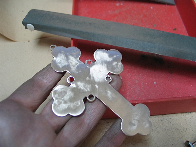 SANDING WITH FLAT STICK OF 600 GRIT