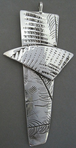 STERLING SILVER IMPRESSION CROSS