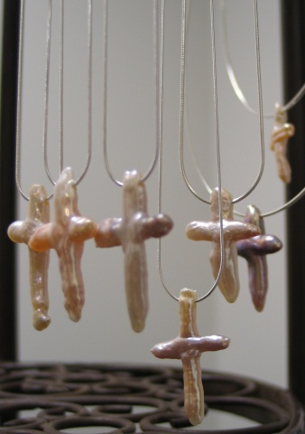 freshwater cross shaped pearl necklaces