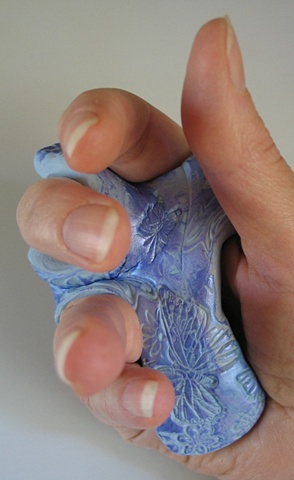 CROSS 3 IN HAND