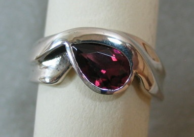 RHODOLITE GARNET IN STERLING VIEW 2