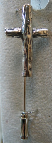H33 NAILED TO A TREE STICKPIN