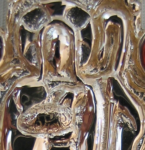 LAMB IN ARMS CLOSE UP