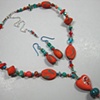 ORANGE & TURQUOISE
SHORT BEAD SET 
WITH HEART PENDANT