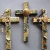 3 COLLAGE WALL CROSSES