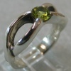 STERLING RING W/ PERIDOT