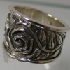 Double Rose Band side view